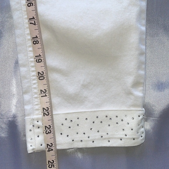 Peck & Peck White Cropped Denim Capri Jeans Stretch Tummy Lift Jeweled Cuff Sz 8 - Picture 7 of 14